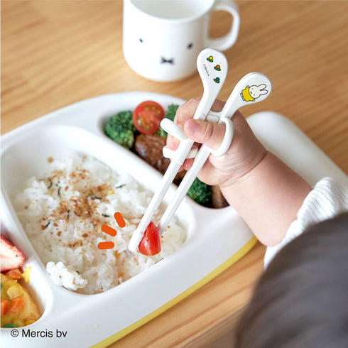 【1.5歳ごろ~】エジソンのお箸mini miffy 右手用 ミッフィーデザインのミニサイズのお箸 ギザギザした独自の形状で掴みやすい工夫