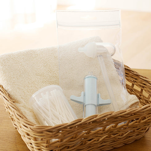 ごきげん鼻水すいとるん コンパクトなのにパワフル吸引