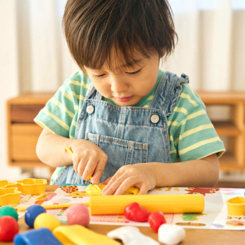 シリコンねんど あか&きいろ 乾かず繰り返し遊べる画期的なねんど プレゼントにおすすめ