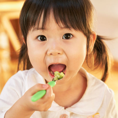 【1歳ごろ~】フォーク&スプーンmini オレンジ&チェリー 口の小さなお子様でも、じょうずに使えるミニサイズ