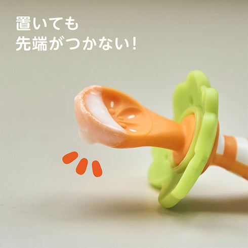 【5~8ヶ月ごろ】はじめて使うスプーン 柔らかい素材で安心して使えるスプーン