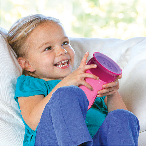 【プレミアムフェア35%off】WOW CUP kid's ピンク 逆さにしてもこぼれにくいベビーコップ