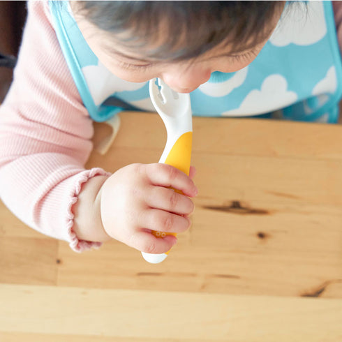 【9ヶ月ごろ~】フォーク&スプーンBaby 左手用 ケース付 オレンジ 口に運びやすいフォーク&スプーン