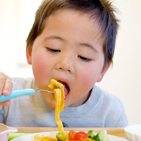 【1.5歳ごろ～】フォーク&スプーン ミルク&ポテト　トレンドに合ったアースカラーのフォーク&スプーン