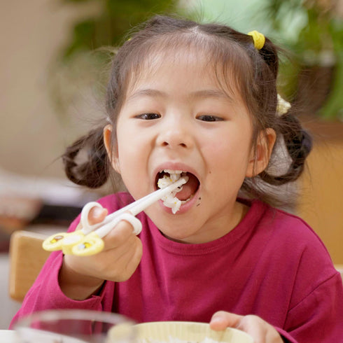 【2歳ごろ～就学前】エジソンのお箸Ⅰ　右手用　ピンク　ママ認知度No.1のリング付きお箸