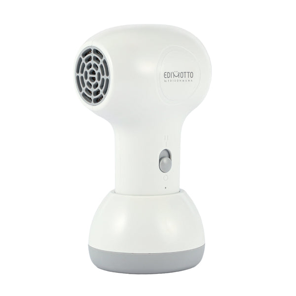 コードレスドライヤー本体と充電台